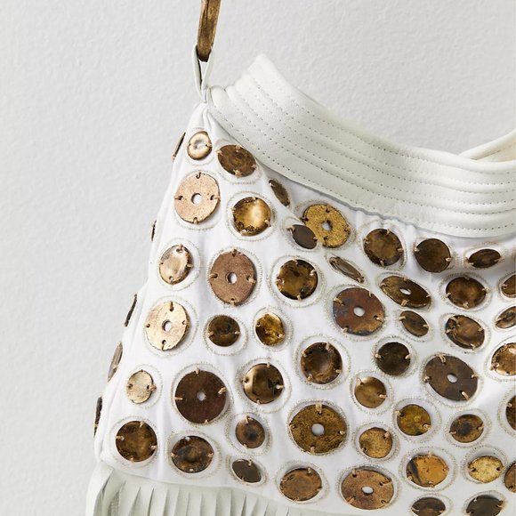 COPY - FREE PEOPLE CECILY BAG in white with leather fringes and antique coins - Picture 5 of 9